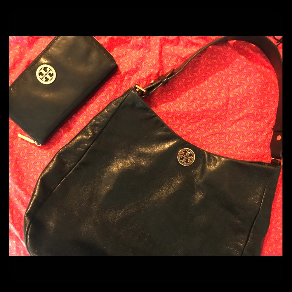 Tory Burch Hobo Handbag and matching wallet